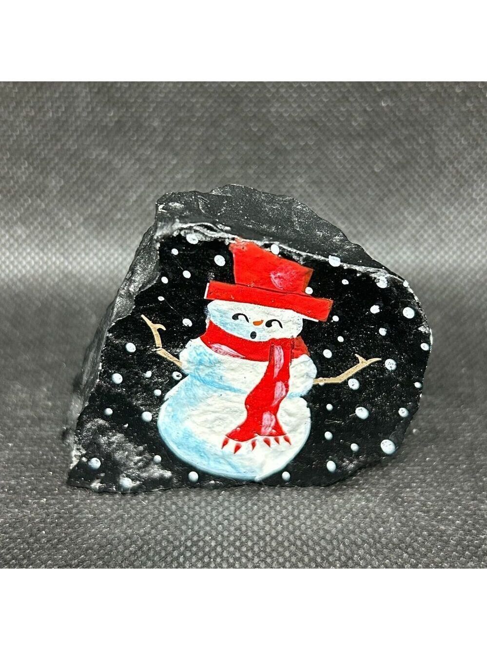 Piece of coal with handpainted snowman - Picture 1 of 3